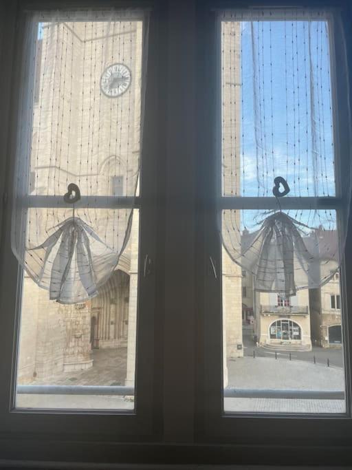 Apartamento « Au Coeur De Dole » Exterior foto