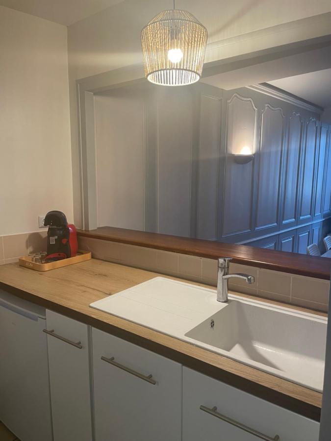 Apartamento « Au Coeur De Dole » Exterior foto
